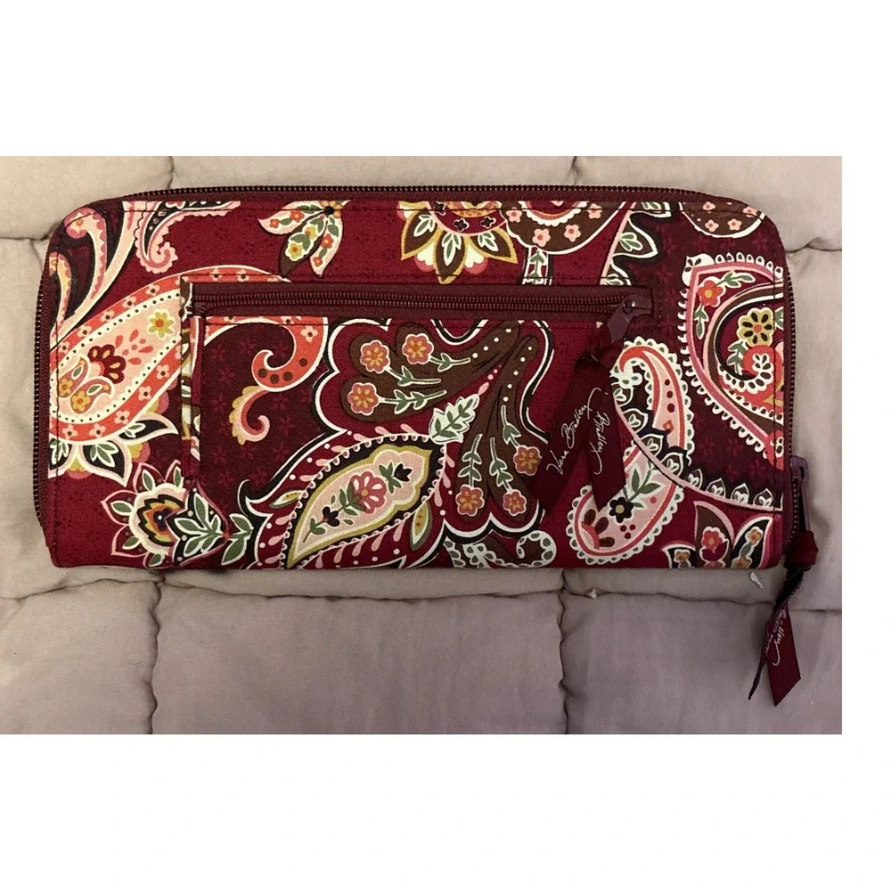 Vera Bradley Paisley Zip Around Travel Wallet Organizer Red Pink - Picture 3 of 7